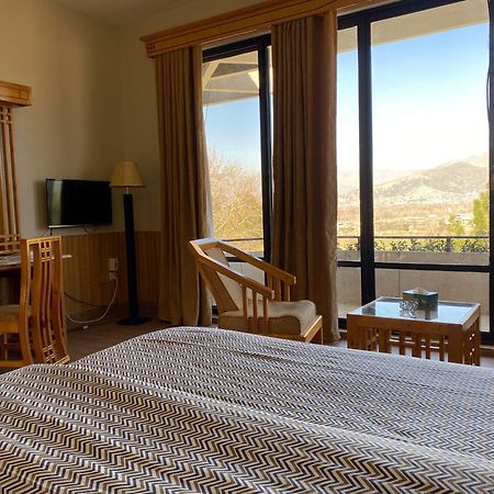 Rock City Resort Mingora Esterno foto