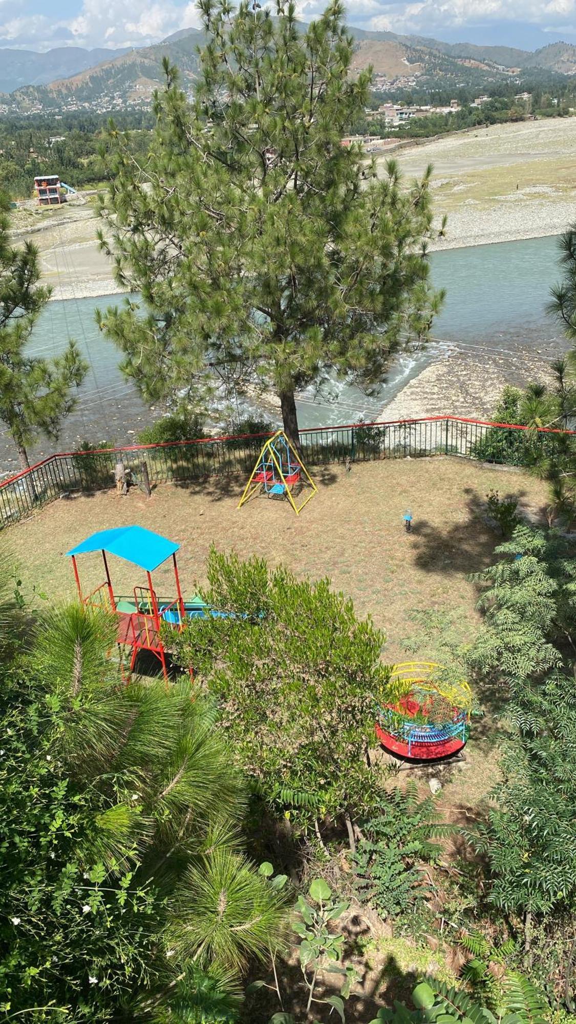 Rock City Resort Mingora Esterno foto