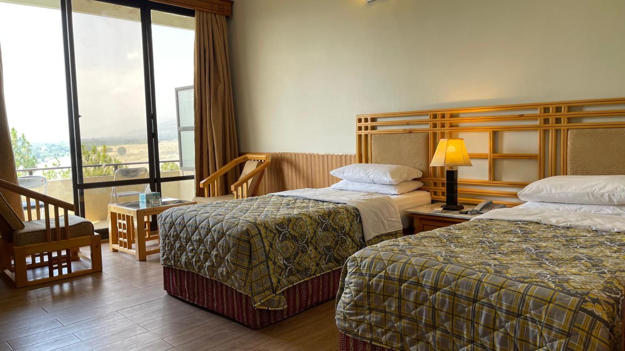 Rock City Resort Mingora Esterno foto