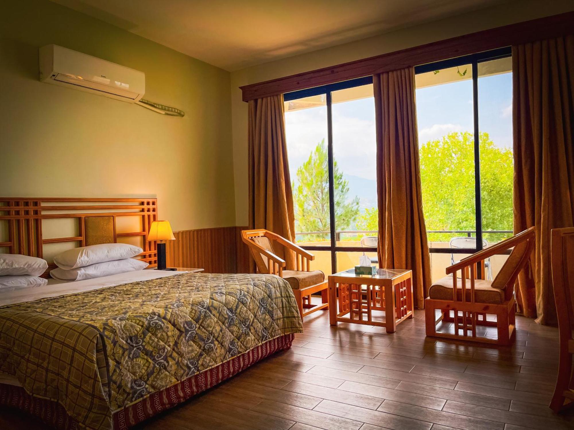Rock City Resort Mingora Esterno foto