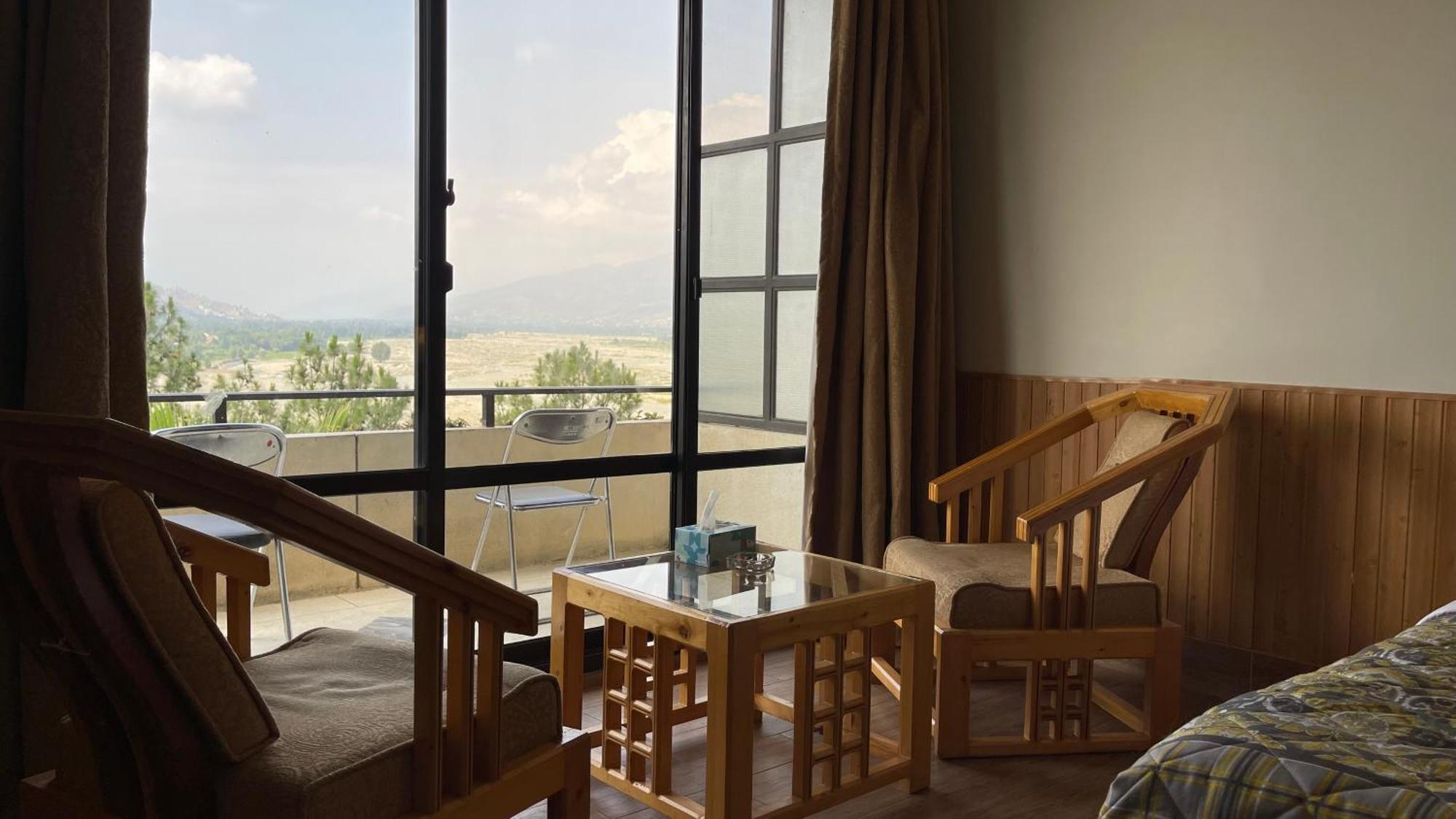 Rock City Resort Mingora Esterno foto