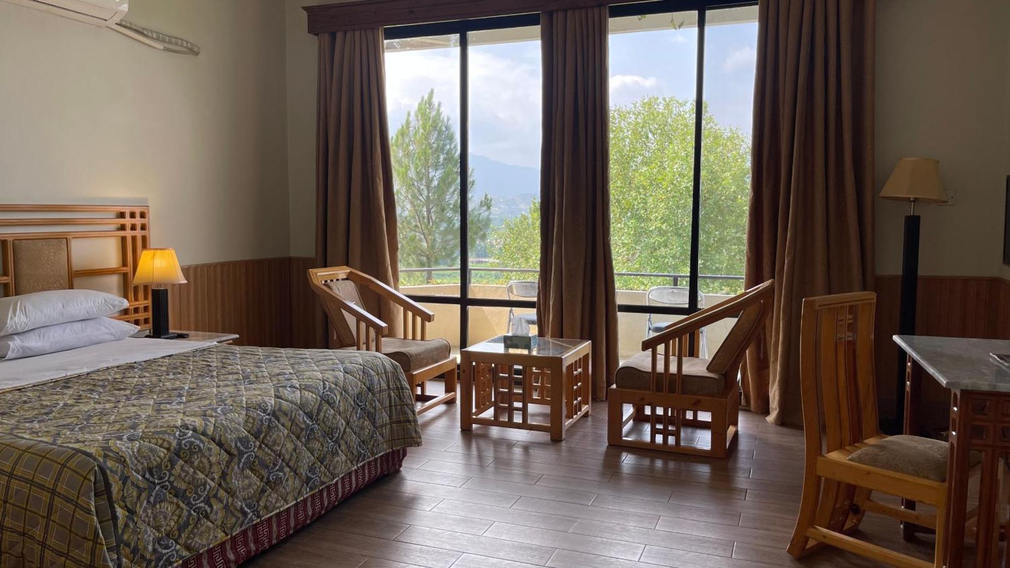 Rock City Resort Mingora Esterno foto
