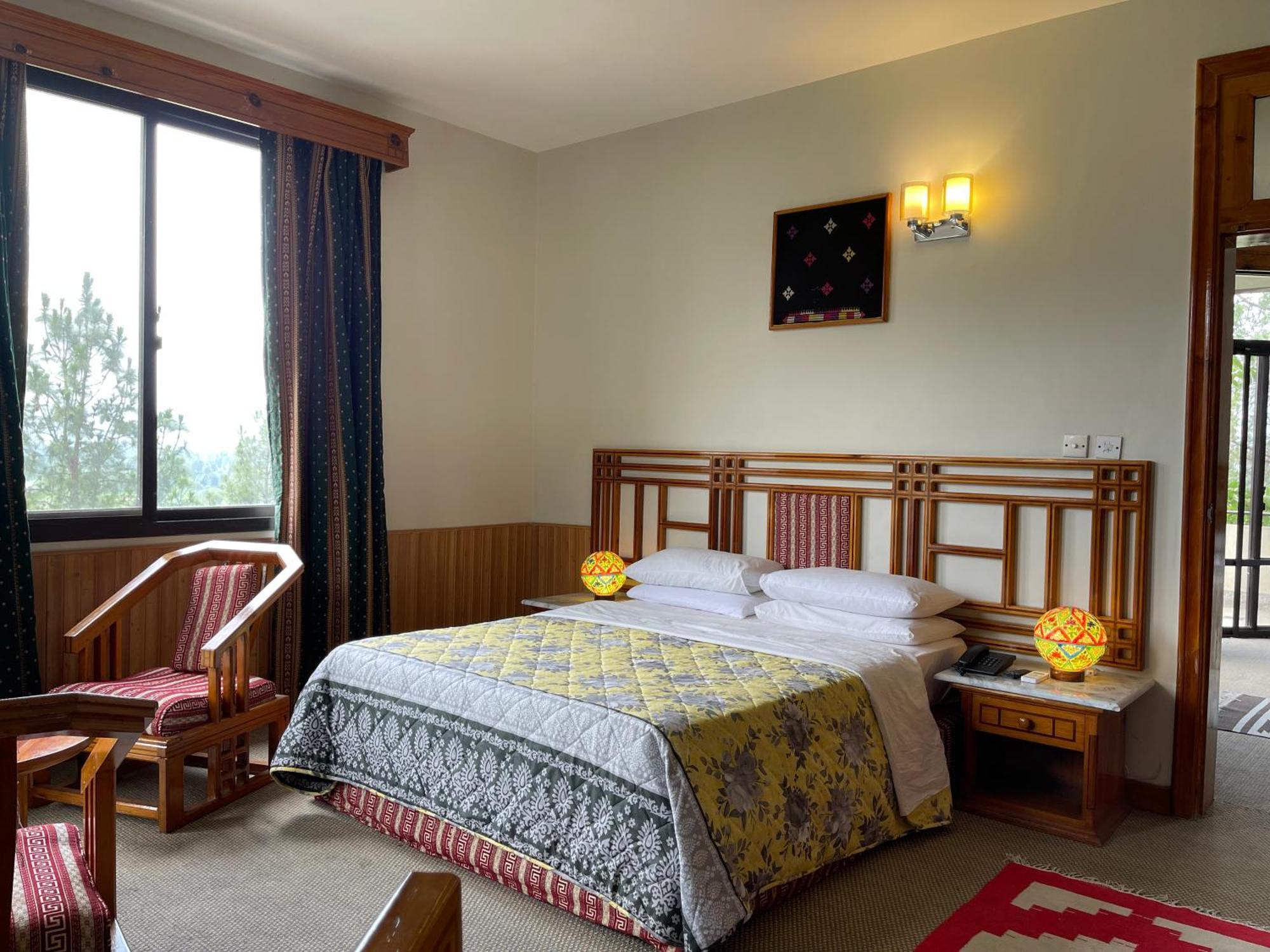 Rock City Resort Mingora Esterno foto