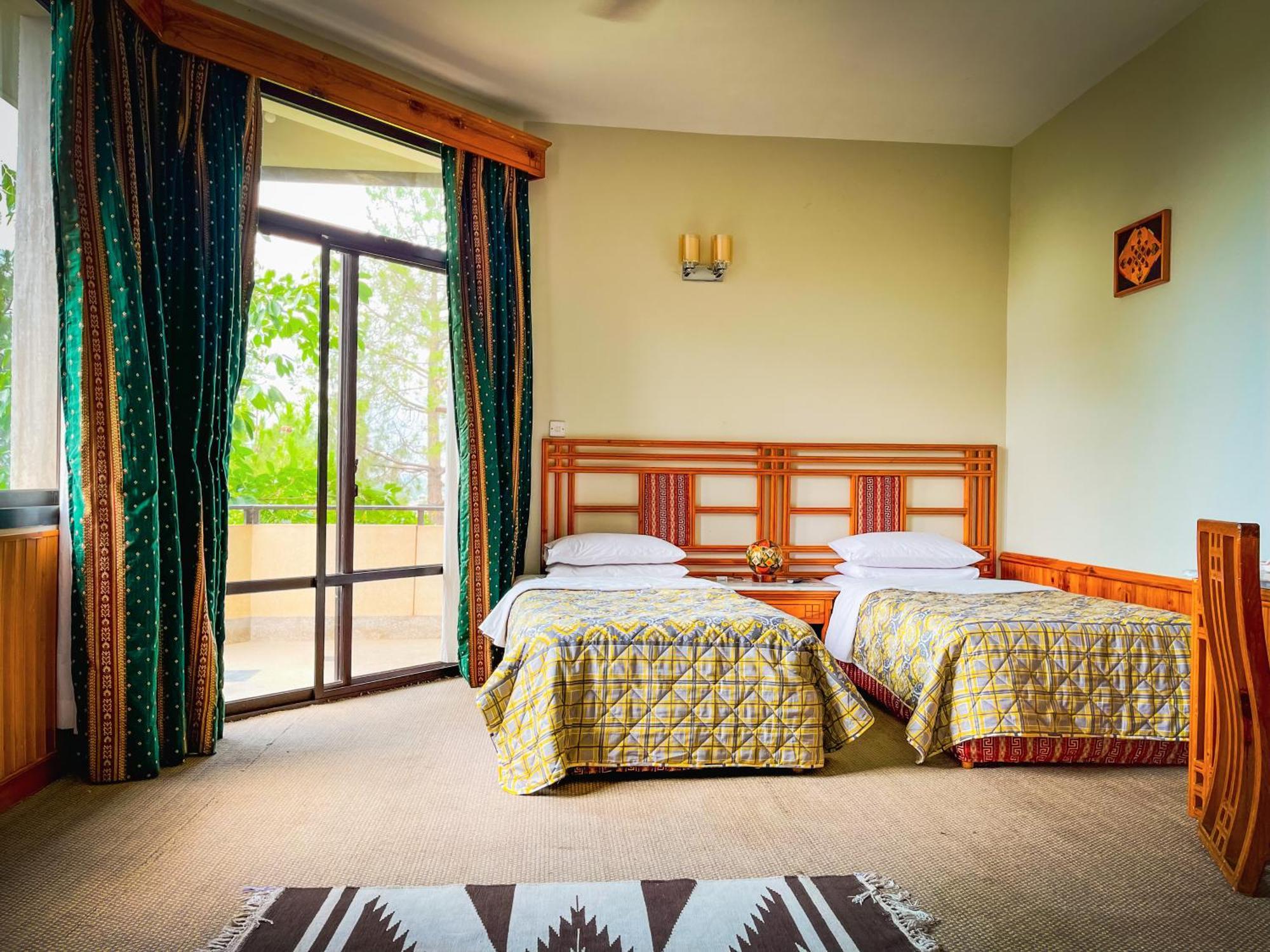 Rock City Resort Mingora Esterno foto
