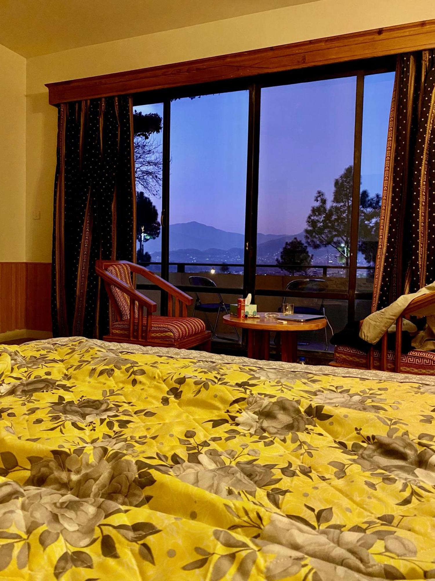 Rock City Resort Mingora Esterno foto