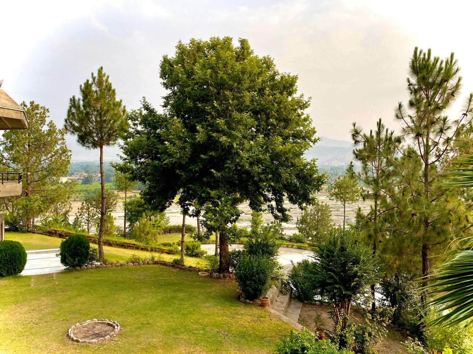 Rock City Resort Mingora Esterno foto