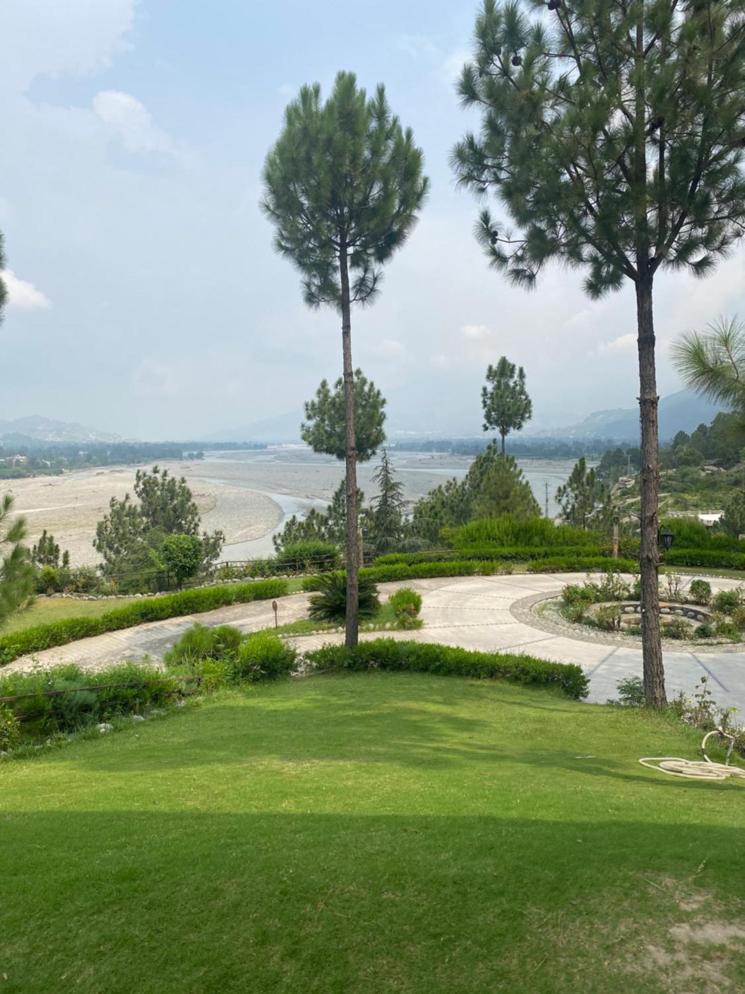 Rock City Resort Mingora Esterno foto