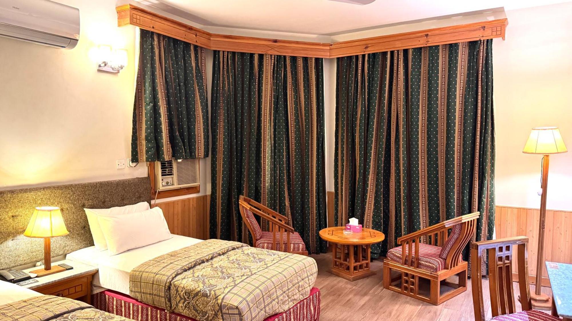Rock City Resort Mingora Esterno foto