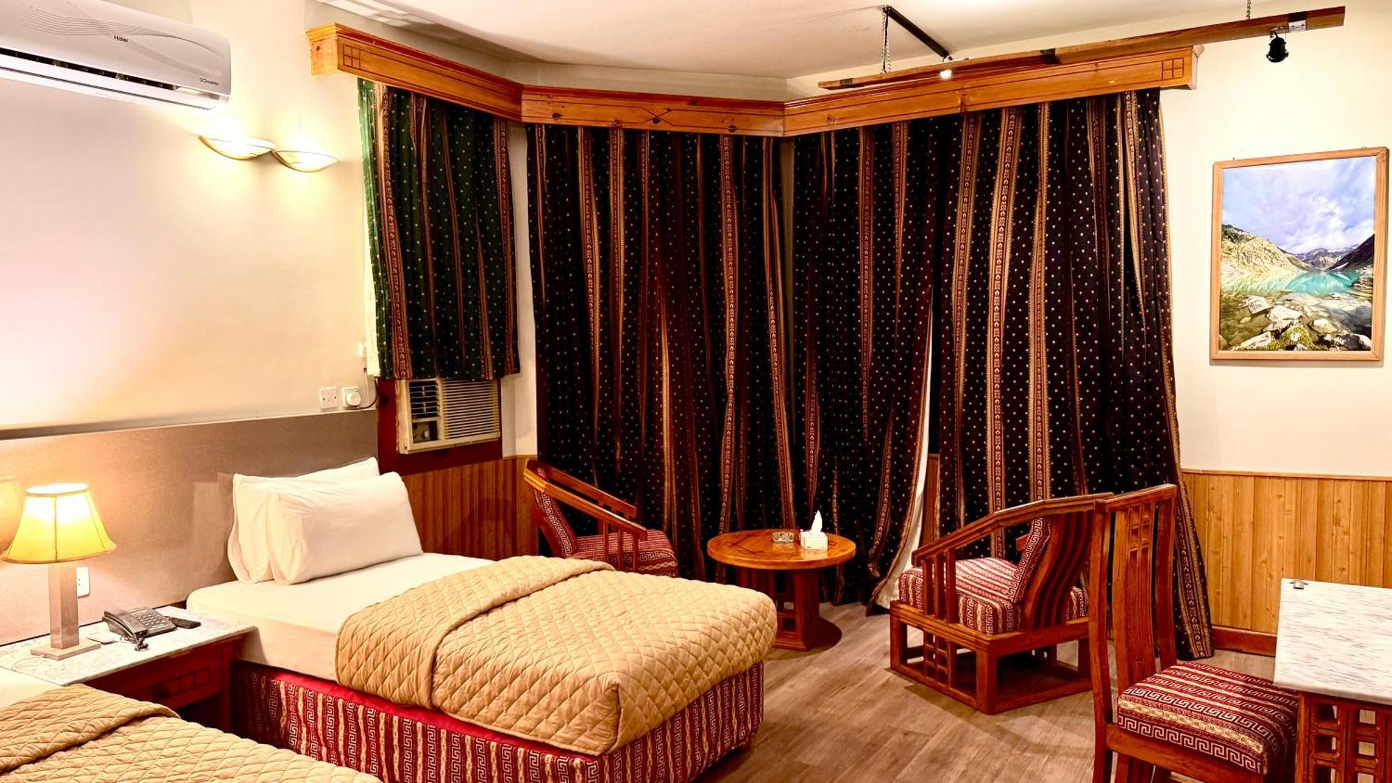 Rock City Resort Mingora Esterno foto